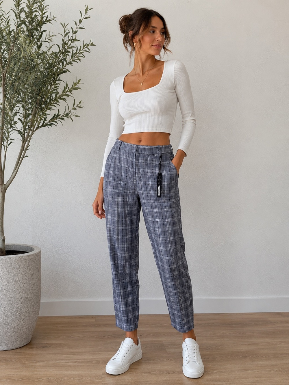 Liverpool Los Angeles Women’s plaid graypants size16